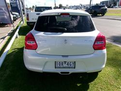 2019 Suzuki Swift GL Navigator