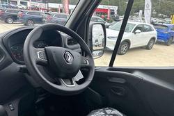 2024 Renault Master
