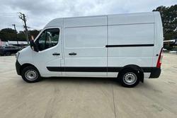 2024 Renault Master