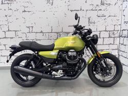 2025 Moto Guzzi V7 Special Special Green