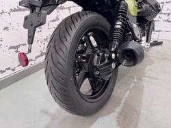 2025 Moto Guzzi V7 Special Special Green