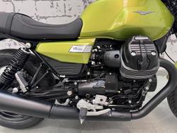 2025 Moto Guzzi V7 Special Special Green