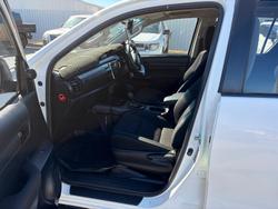 2018 Toyota Hilux SR GUN126R 4X4 Dual Range Glacier White