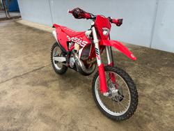 2022 Gas Imports EC 300 Red