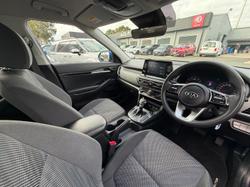 2020 Kia Seltos S