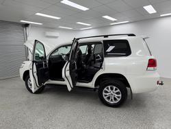 2020 Toyota Landcruiser VX VDJ200R 4X4 Dual Range