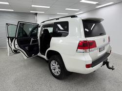 2020 Toyota Landcruiser VX VDJ200R 4X4 Dual Range