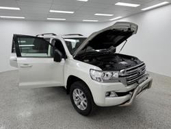 2020 Toyota Landcruiser VX VDJ200R 4X4 Dual Range