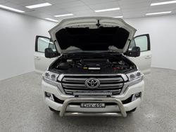 2020 Toyota Landcruiser VX VDJ200R 4X4 Dual Range