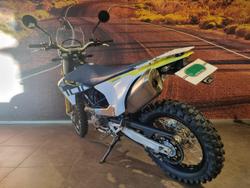2023 Husqvarna 701 ENDURO 701 White