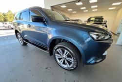 2023 Isuzu MU-X LS-T