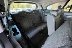 2023 Isuzu MU-X LS-T
