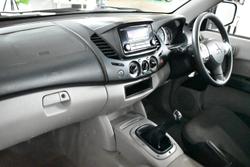 2014 Mitsubishi Triton GL