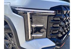 2025 LDV Terron 9 Origin EKK1C AWD Blanc White (1D)