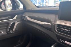 2026 LDV D90 Executive SV9A MY25 Concrete Grey /Black roof (2C)