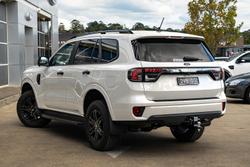 2025 Ford Everest Black Edition