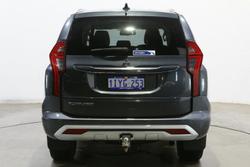 2020 Mitsubishi Pajero Sport GLS