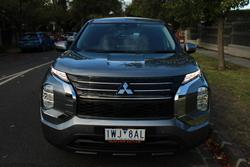 2022 Mitsubishi Outlander ES ZM MY22.5 Titanium