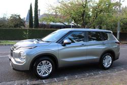 2022 Mitsubishi Outlander ES ZM MY22.5 Titanium