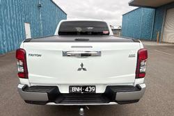 2021 Mitsubishi Triton GLS