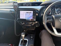 2025 Toyota Hilux SR5 48V