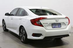 2018 Honda Civic VTi-LX