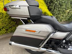 2016 HARLEY-DAVIDSON FLHTK ULTRA LIMITED Black
