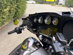 2016 HARLEY-DAVIDSON FLHTK ULTRA LIMITED Black
