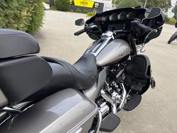 2016 HARLEY-DAVIDSON FLHTK ULTRA LIMITED Black