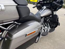 2016 HARLEY-DAVIDSON FLHTK ULTRA LIMITED Black