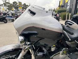 2016 HARLEY-DAVIDSON FLHTK ULTRA LIMITED Black