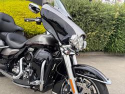 2016 HARLEY-DAVIDSON FLHTK ULTRA LIMITED Black