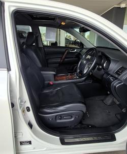 2013 Toyota Kluger