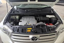2013 Toyota Kluger