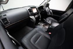 2013 Toyota Landcruiser Sahara