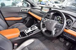 2024 Mitsubishi Outlander PHEV Exceed Tourer