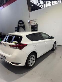 2016 Toyota Corolla Ascent Sport