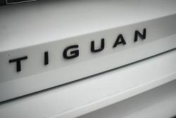 2025 Volkswagen Tiguan 195TSI R-Line