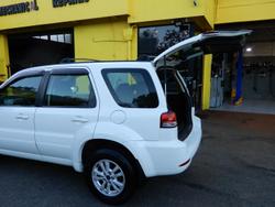 2010 Ford Escape ZD MY10 4X4 On Demand Diamond White