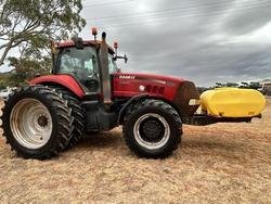 2007 Case Magnum 305 Powershift Red