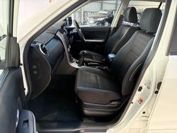 2014 Suzuki Grand Vitara JB 4X4 Dual Range White Pearl