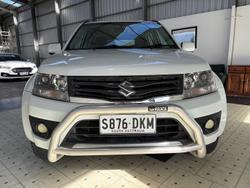 2014 Suzuki Grand Vitara JB 4X4 Dual Range White Pearl