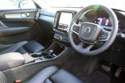 2022 Volvo XC40 Ultimate B4 Bright
