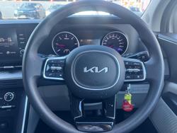 2023 Kia Carnival S
