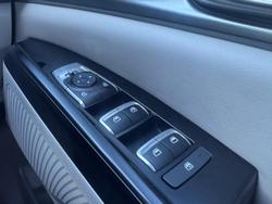 2023 Kia Carnival S