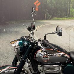 2025 Royal Enfield CLASSIC 350 CHROME Green