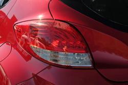 2013 Hyundai Veloster +