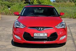 2013 Hyundai Veloster +