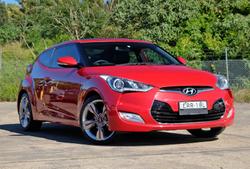 2013 Hyundai Veloster +