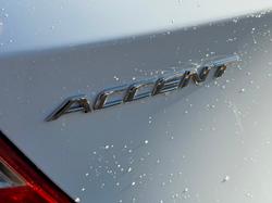 2015 Hyundai Accent Active